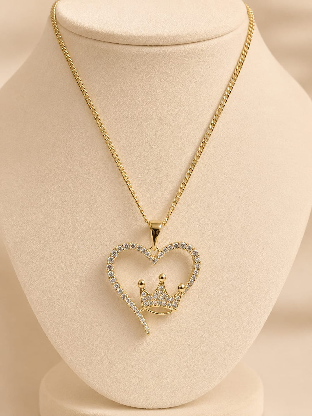 ROYAL ROMANCE